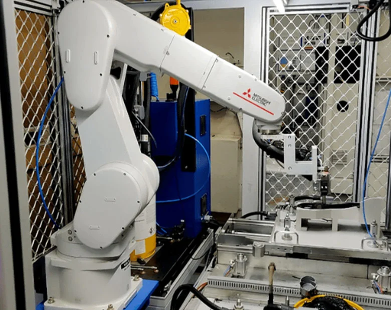 Glue Dispensing Robot Arm